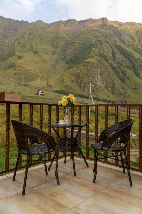 Hotel Diamond Kazbegi エクステリア 写真