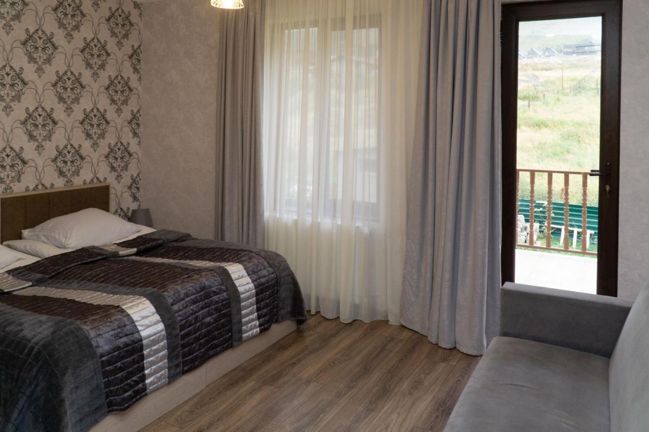 Hotel Diamond Kazbegi エクステリア 写真